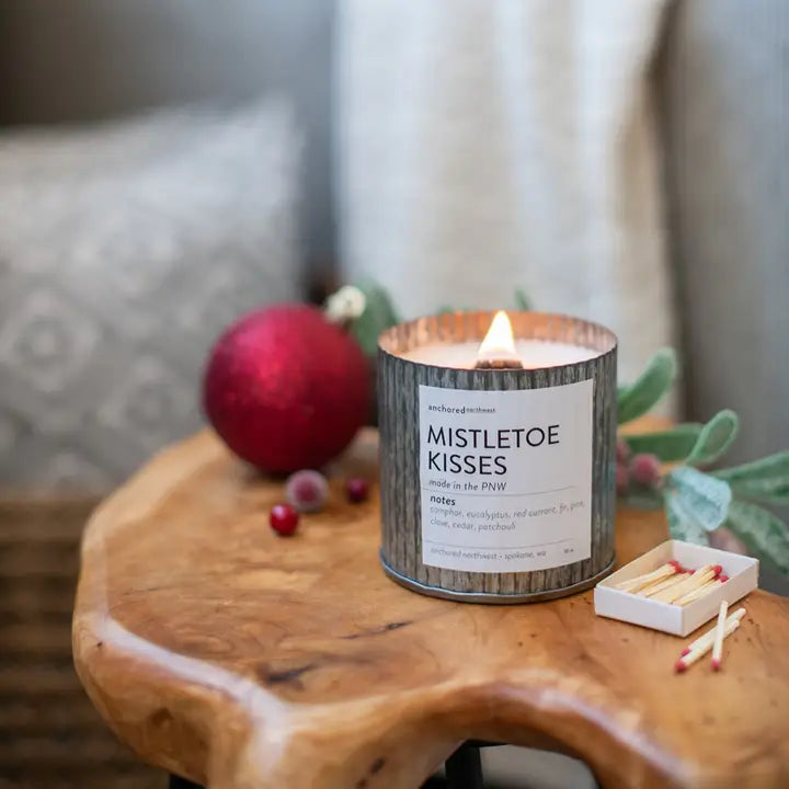 10 oz- Fraser Fir Rustic Vintage Farmhouse Wood Wick Candle - Christmas