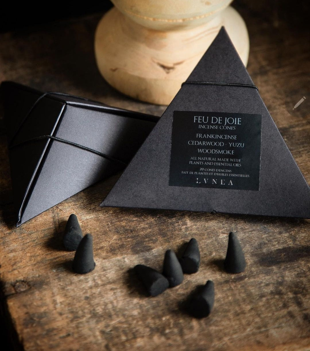 FEU DE JOIE | Incense Cones - frankincense, cedarwood, yuzu